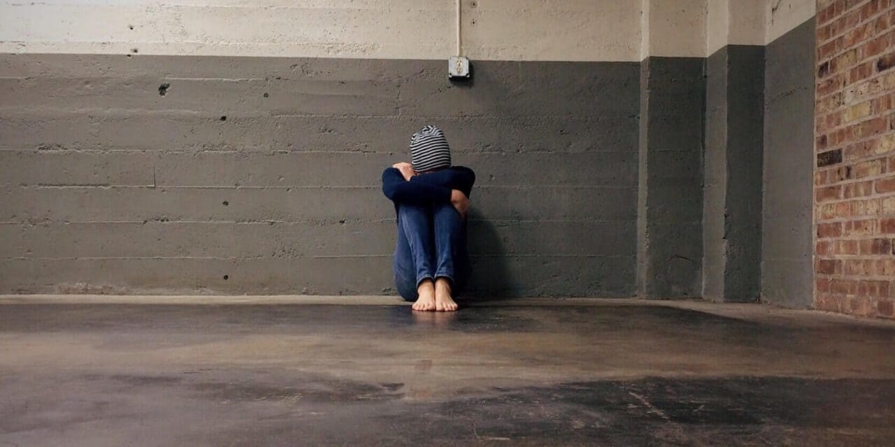 Como controlar ansiedade: remédios, terapias e outros